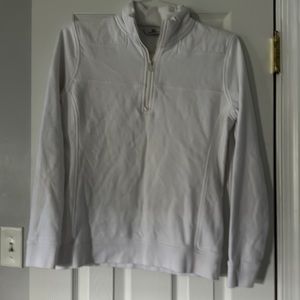White Shep pull over by Vineyard Vines. Women’s sz small
